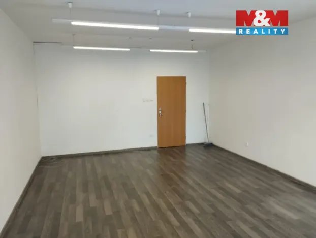 Pronájem kanceláře, Český Těšín, Hlavní třída, 35 m2