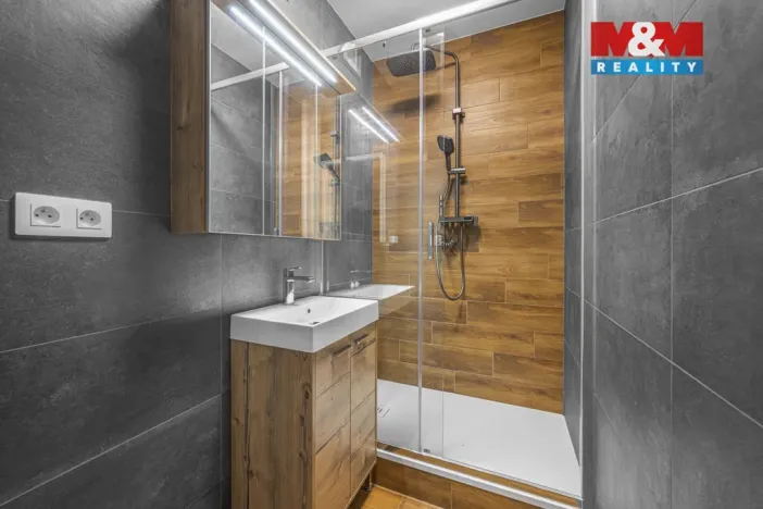 Prodej bytu 1+kk, Praha - Záběhlice, Bramboříková, 33 m2