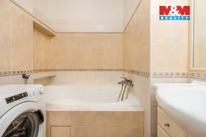 Pronájem bytu 2+kk, Praha - Holešovice, Ortenovo náměstí, 56 m2