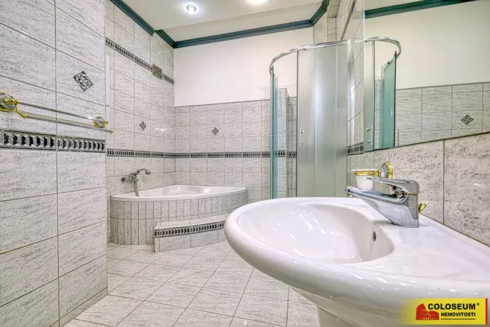 Prodej bytu 3+1, Znojmo, 99 m2