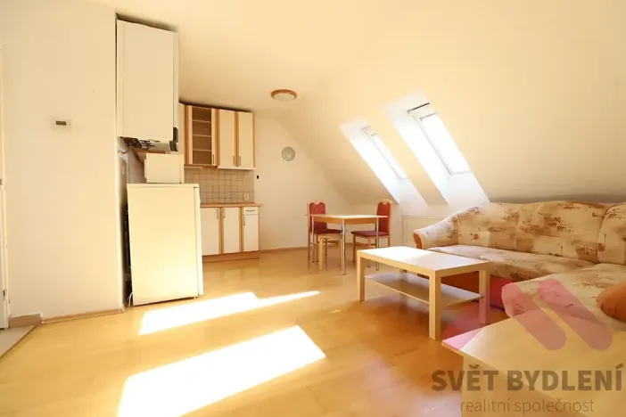 Pronájem bytu 2+kk, Praha - Radlice, Na Farkáně III, 57 m2