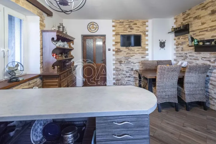 Prodej bytu 3+1, Libiš, Příčná, 92 m2