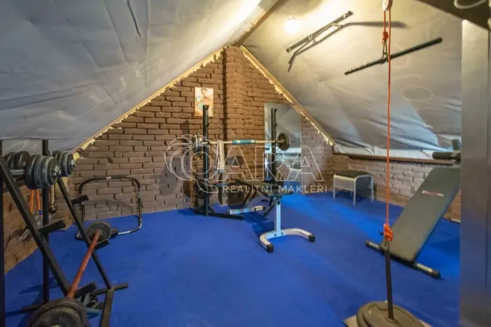 Prodej bytu 3+1, Libiš, Příčná, 92 m2