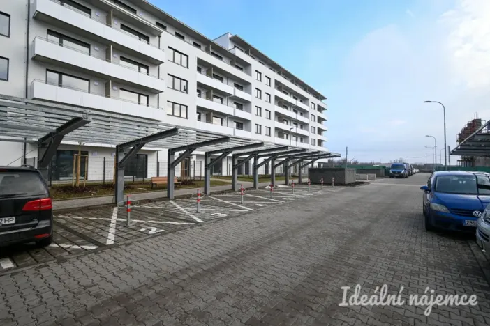 Pronájem bytu 1+kk, Brno, Jižní, 35 m2