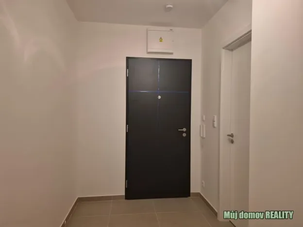 Pronájem bytu 1+kk, Praha - Dolní Měcholupy, Honzíkova, 41 m2