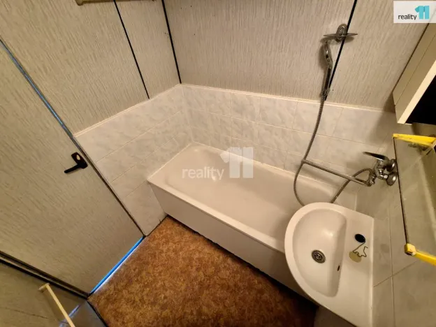 Prodej bytu 3+1, Aš, Dobrovského, 65 m2