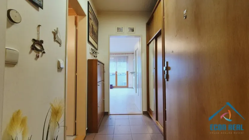 Prodej bytu 1+kk, Praha - Stodůlky, Sluneční náměstí, 30 m2