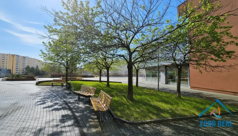 Prodej bytu 1+kk, Praha - Stodůlky, Sluneční náměstí, 30 m2