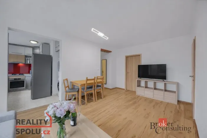 Prodej bytu 3+1, Praha - Strašnice, Černokostelecká, 64 m2