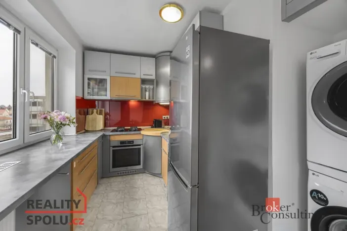 Prodej bytu 3+1, Praha - Strašnice, Černokostelecká, 64 m2