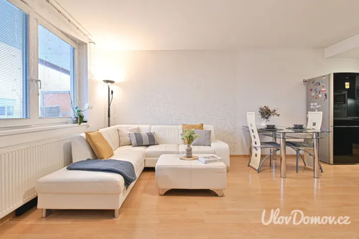 Prodej bytu 2+kk, Praha - Háje, Jurkovičova, 61 m2