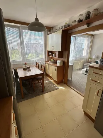 Prodej bytu 3+1, Pardubice - Polabiny, kpt. Bartoše, 78 m2