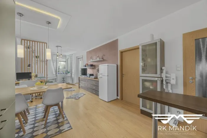 Prodej bytu 2+kk, Praha - Prosek, Kytlická, 53 m2
