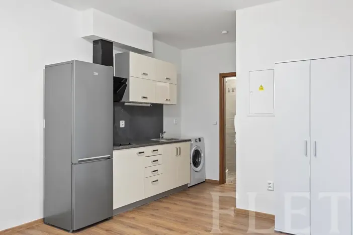 Pronájem bytu 1+kk, Praha - Hloubětín, Kukelská, 20 m2