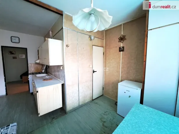 Prodej bytu 1+1, Ústí nad Labem - Severní Terasa, Šípková, 45 m2