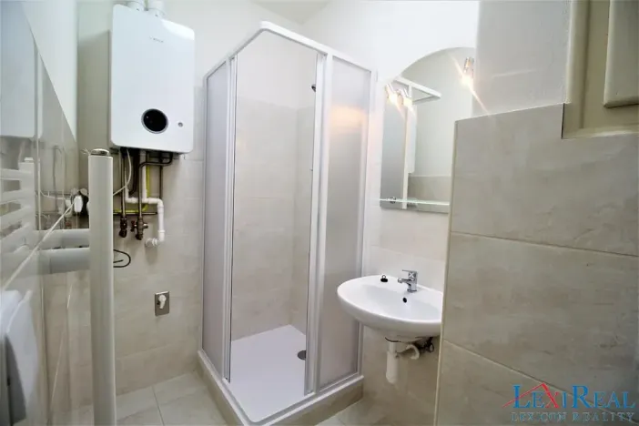 Pronájem bytu 2+kk, Praha - Nusle, 5. května, 52 m2