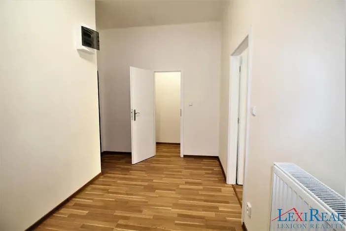 Pronájem bytu 2+kk, Praha - Nusle, 5. května, 52 m2