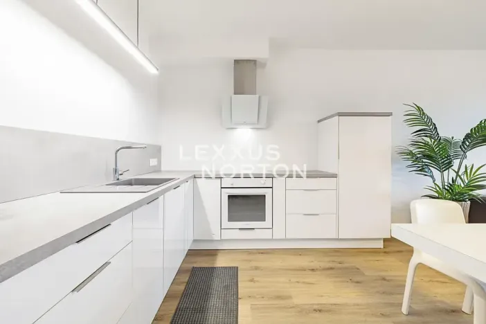 Pronájem bytu 2+kk, Praha - Letňany, Tupolevova, 66 m2