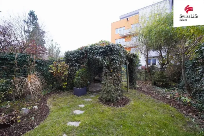 Pronájem bytu 1+kk, Praha - Uhříněves, U uhříněveské obory, 34 m2