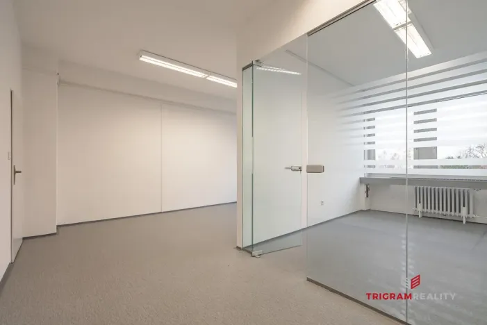Pronájem kanceláře, Hradec Králové - Slezské Předměstí, Jižní, 18 m2