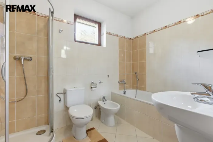 Prodej rodinného domu, Karlovy Vary, Za Motelem, 137 m2