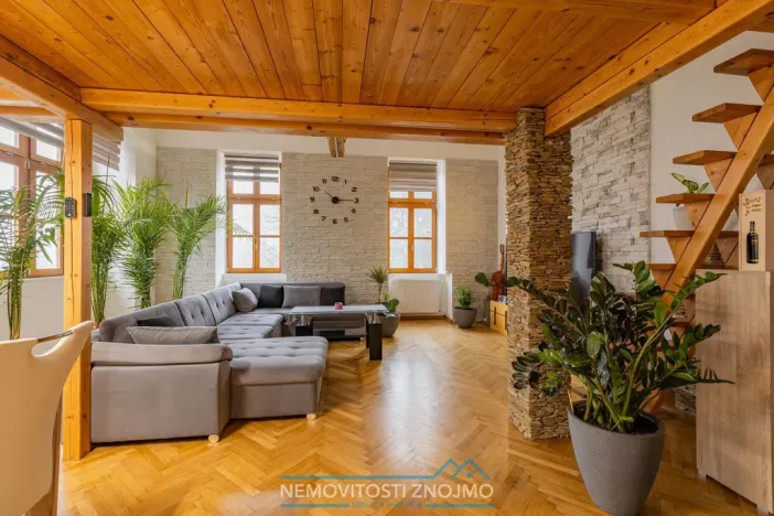 Prodej bytu 4+1, Znojmo, Jana Palacha, 130 m2