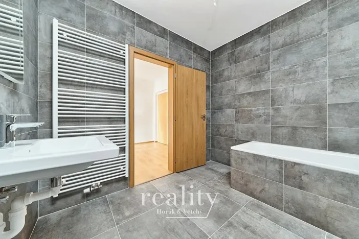 Pronájem bytu 1+kk, Znojmo, Kosmákova, 58 m2