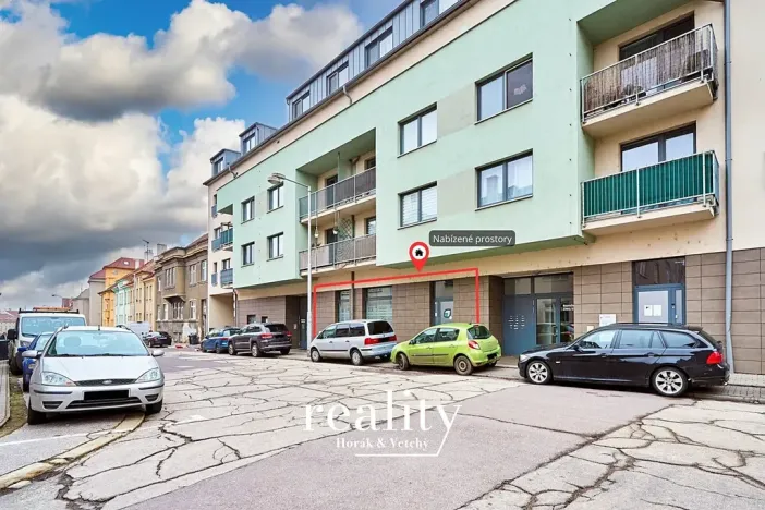 Pronájem obchodního prostoru, Znojmo, Bezručova, 72 m2