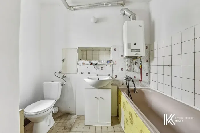 Prodej bytu 2+1, Rybitví, Činžovních domů, 58 m2