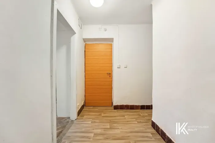 Prodej bytu 2+1, Rybitví, Činžovních domů, 58 m2