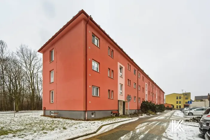 Prodej bytu 2+1, Rybitví, Činžovních domů, 58 m2