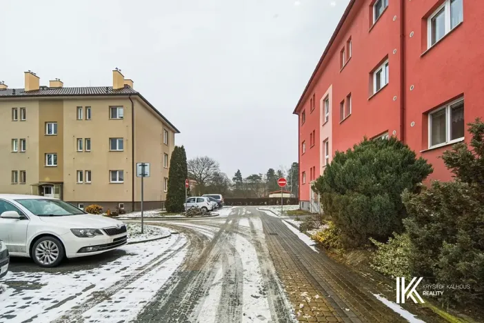 Prodej bytu 2+1, Rybitví, Činžovních domů, 58 m2