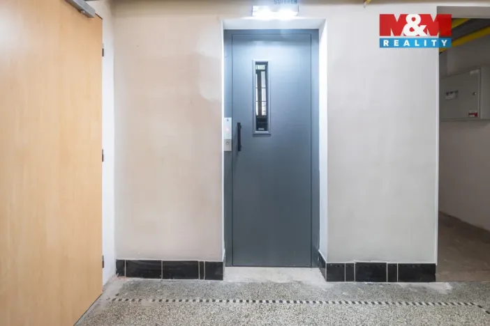 Prodej obchodního prostoru, Praha - Žižkov, Biskupcova, 54 m2