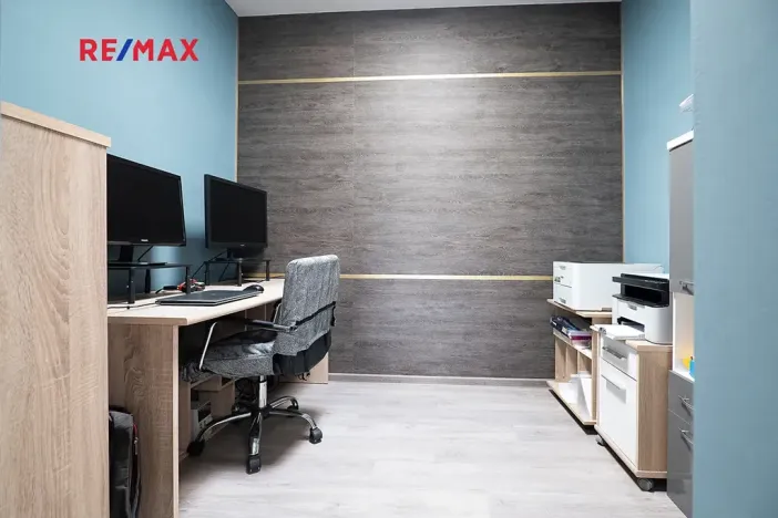 Prodej rodinného domu, Hovorčovice, Na Konci světa, 188 m2