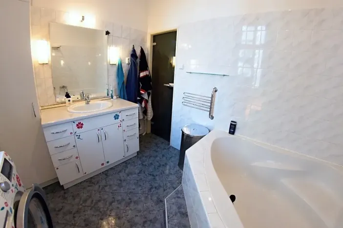 Pronájem bytu 2+kk, Praha - Karlín, Pernerova, 62 m2