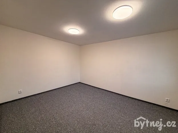 Pronájem bytu 1+1, Brno - Bystrc, Laštůvkova, 34 m2