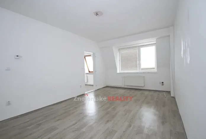 Pronájem bytu 2+1, Znojmo, Gagarinova, 60 m2