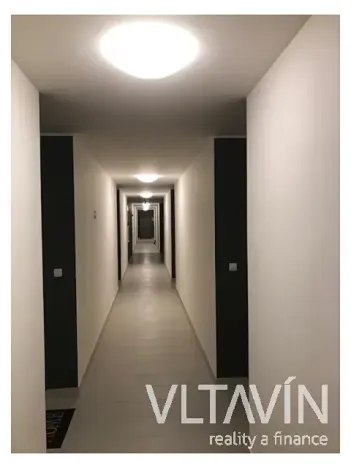 Pronájem bytu 3+kk, Praha - Dolní Měcholupy, Honzíkova, 82 m2