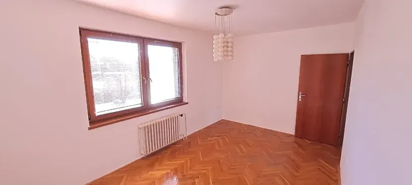 Prodej rodinného domu, Lomnička, 300 m2