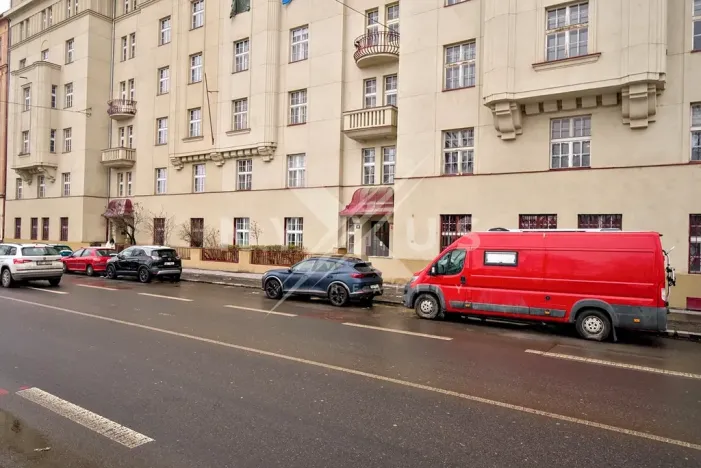 Prodej bytu 4+1, Praha - Holešovice, Bubenská, 100 m2