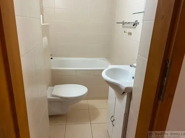 Pronájem bytu 2+1, Tábor, Kamarýtova, 59 m2