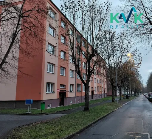 Pronájem bytu 3+1, Ostrov, Kollárova, 70 m2