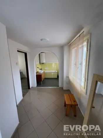 Pronájem vily, Úsobí, 128 m2