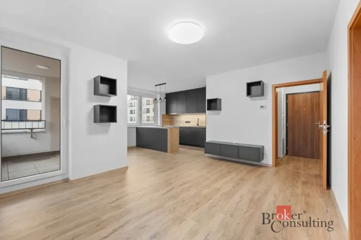 Pronájem bytu 2+kk, Hradec Králové, Pod Svahem, 50 m2