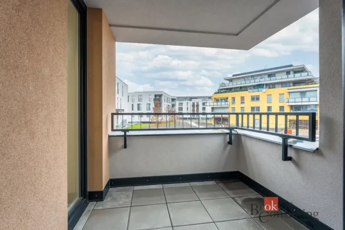 Pronájem bytu 2+kk, Hradec Králové, Pod Svahem, 50 m2