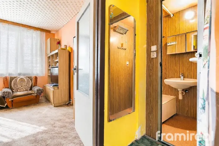 Prodej bytu 2+1, Uherské Hradiště, Sadová, 58 m2