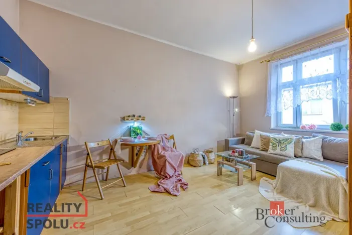 Pronájem bytu 1+kk, Praha - Vysočany, Novovysočanská, 31 m2
