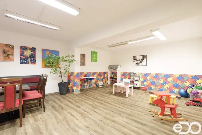 Prodej restaurace, Mladá Boleslav, náměstí Míru, 280 m2