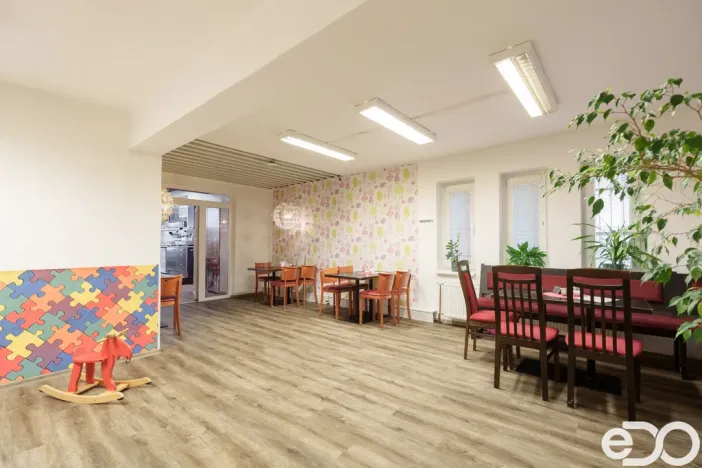 Prodej restaurace, Mladá Boleslav, náměstí Míru, 280 m2