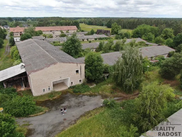 Prodej zemědělského objektu, Přelouč - Mělice, 7117 m2